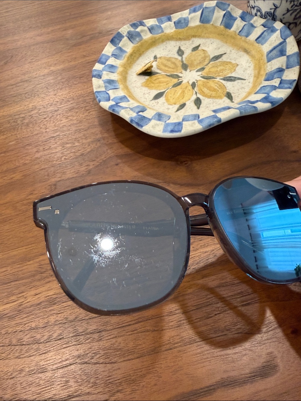 Gentle Monster Six Bears Wayfarer Sunglasses - Picture 3 of 9